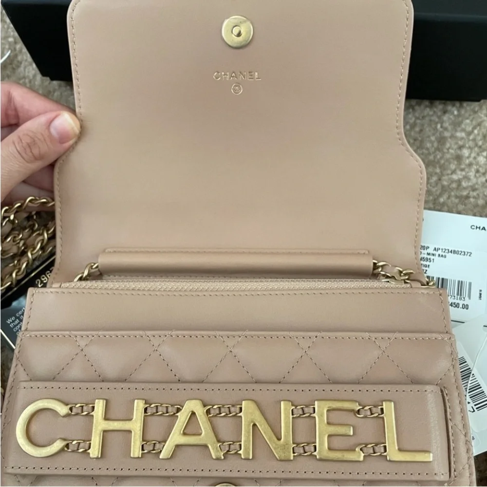 Authentic Chanel Quilted Crossbody Bag with Gold Chain